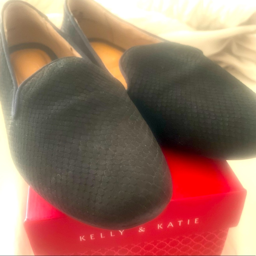 Leather flat size 8